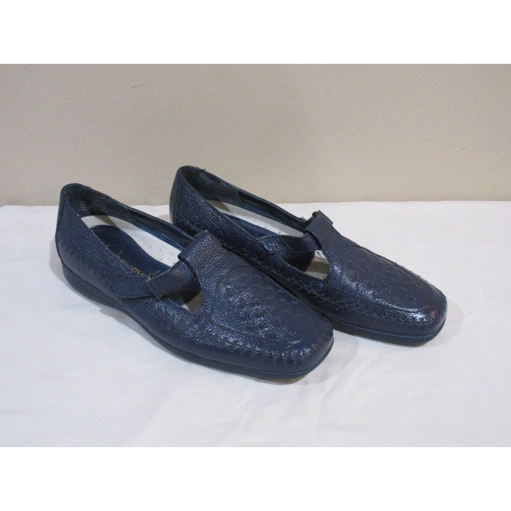 Mushrooms Brand Womens loafer size 8